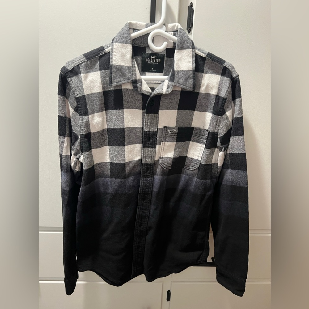 Men’s Hollister flannel button down shirt, White fade to black M